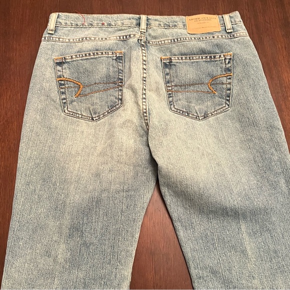 American Eagle Light Wash Flare Denim Jeans - Picture 3 of 13